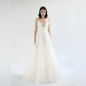 Leanne Marshall Gabrielle Ivory Bridal Gown
